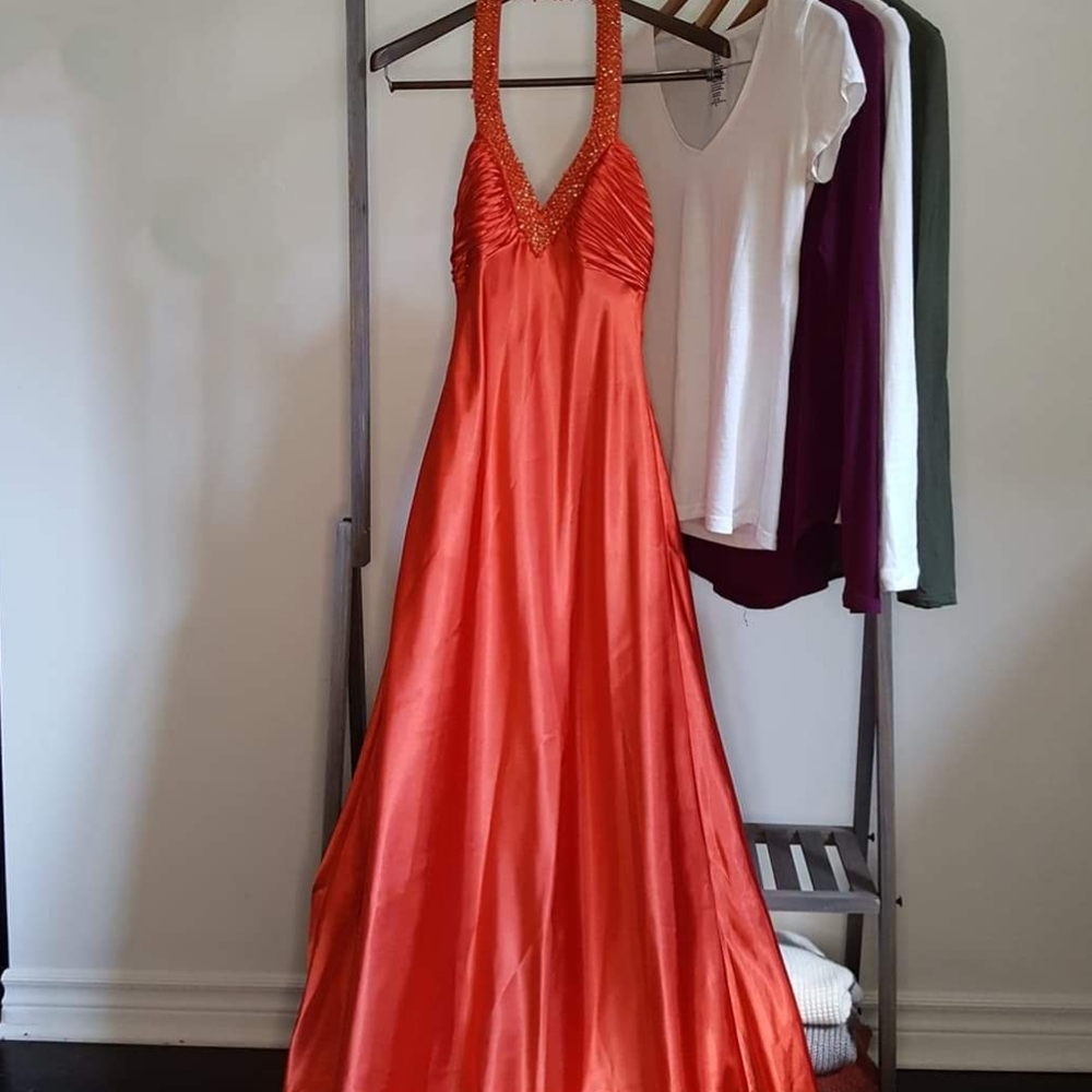 Orange 🍊 formal gown